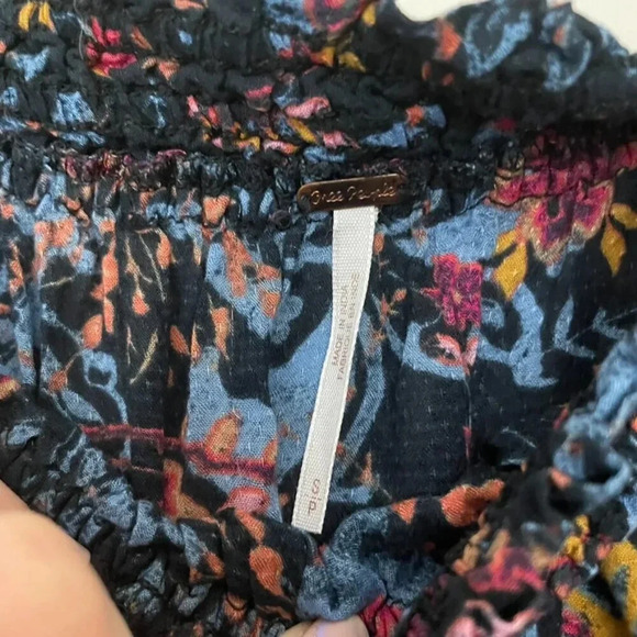 Free People Free Spirit Floral Off The Shoulder Top Size Small - Picture 3 of 6